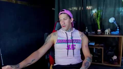 naider_1 online show from March 10, 7:57 am