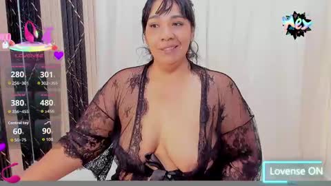 Snapshot of nailha1 chatting on April 26, 11:08 am Nailha online show from April 26, 11:08 am