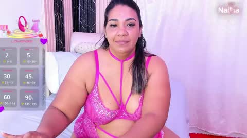 Snapshot of nailha1 chatting on May 21, 11:17 am Nailha online show from May 21, 11:17 am