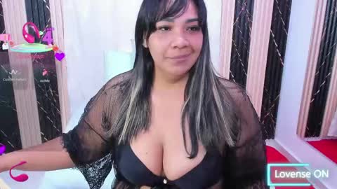 Snapshot of nailha1 chatting on May 26, 11:06 am Nailha online show from May 26, 11:06 am