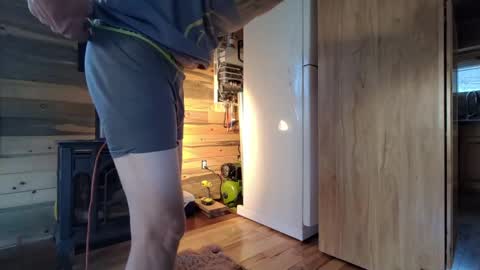 Naked Cabin Man online show from April 24, 12:46 am