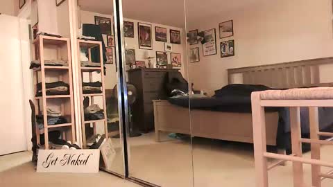 nakedmonkey online show from March 8, 3:10 am