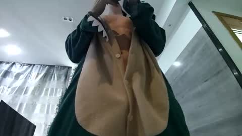 boy online show from April 27, 2:09 am