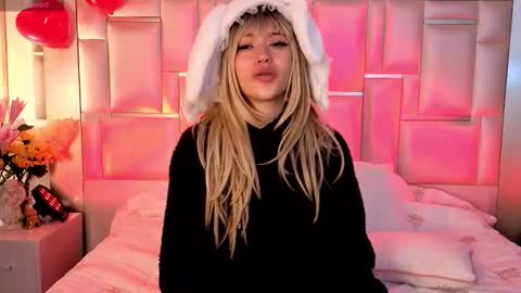 ----Namea------ online show from February 17, 5:59 am