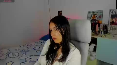 nami_white online show from September 19, 3:34 pm