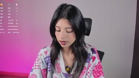 Snapshot of nanakodollx chatting on June 16, 8:22 pm Nana Natalia online show from June 16, 8:22 pm