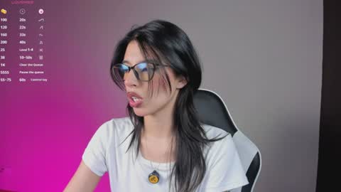 Snapshot of nanakodollx chatting on June 24, 1:26 am Nana Natalia online show from June 24, 1:26 am
