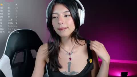 Snapshot of nanakodollx chatting on July 17, 11:31 pm Nana Natalia online show from July 17, 11:31 pm