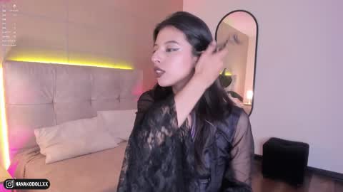 Nana  online show from February 2, 8:51 pm