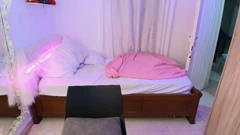 Snapshot of nanami_20 chatting on November 22, 12:20 am samantha online show from November 22, 12:20 am