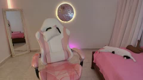 Snapshot of nanami_20 chatting on June 11, 8:29 pm samantha online show from June 11, 8:29 pm