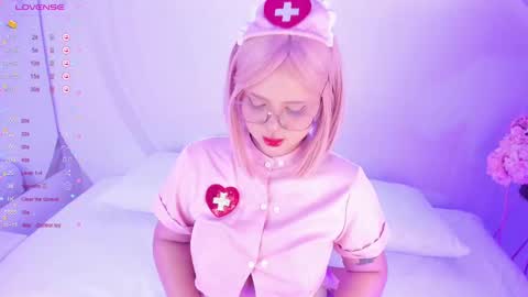 NanaOsaky online show from September 18, 12:07 pm