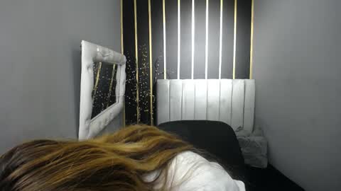 Snapshot of nancy_blonde chatting on May 15, 1:51 pm nancy blonde online show from May 15, 1:51 pm