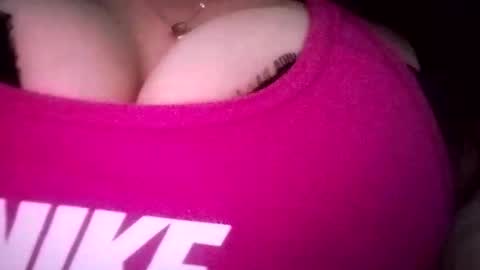 Snapshot of nancyybonita chatting on January 8, 11:30 pm nancyybonita online show from January 8, 11:30 pm