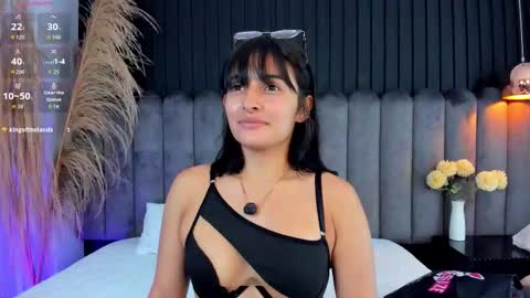 Snapshot of nanda_vixen_ chatting on February 13, 9:11 pm Nanda online show from February 13, 9:11 pm
