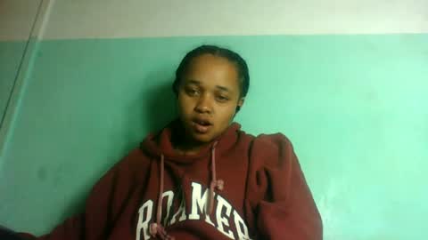 Snapshot of nandrianina416143 chatting on June 23, 8:01 am nandrianina416143 online show from June 23, 8:01 am