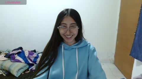Snapshot of nanylux chatting on April 23, 4:14 am nanylux online show from April 23, 4:14 am