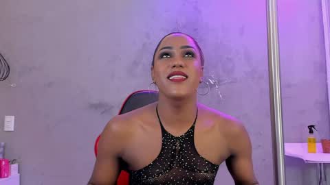 Naomi Blair online show from May 23, 3:34 am