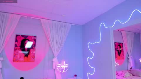 Snapshot of naomi_campell chatting on February 11, 8:14 pm Naomi online show from February 11, 8:14 pm