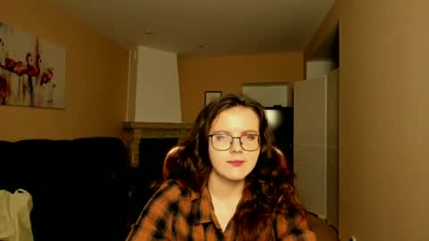 Snapshot of naomi_di chatting on June 28, 7:09 pm naomi_di online show from June 28, 7:09 pm