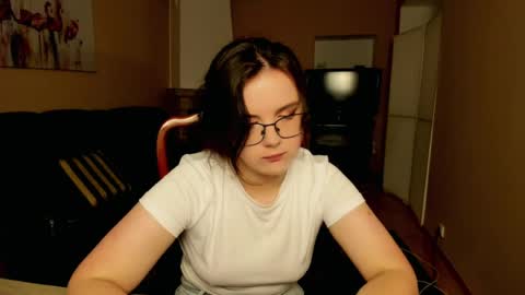 Snapshot of naomi_di chatting on July 2, 7:20 pm naomi_di online show from July 2, 7:20 pm