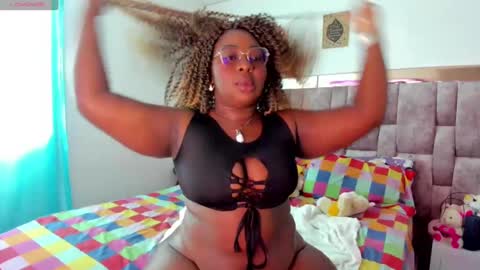 Nathalia King online show from December 14, 3:36 pm