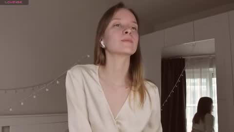 Naomi online show from June 17, 4:19 pm