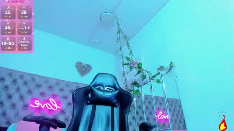 Snapshot of naomi_viper_ chatting on January 17, 11:04 am Naomi online show from January 17, 11:04 am