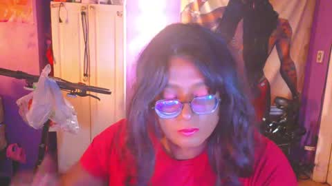 Snapshot of naomifux chatting on June 3, 1:41 am Naomi online show from June 3, 1:41 am