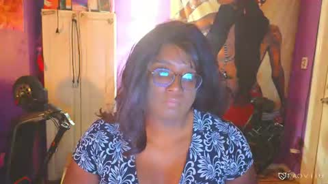 Snapshot of naomifux chatting on June 9, 1:28 am Naomi online show from June 9, 1:28 am