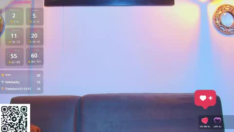 Snapshot of naomii_campbelll chatting on May 22, 8:36 pm Naomi Campbel online show from May 22, 8:36 pm