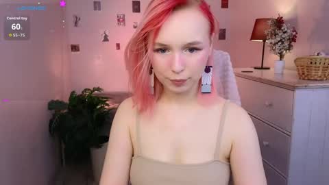 Naomi online show from May 5, 8:50 pm