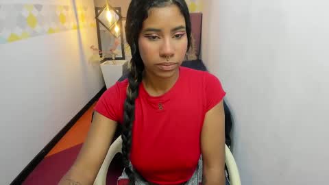 Snapshot of naomy__smith__ chatting on February 2, 12:02 pm N A O M Y online show from February 2, 12:02 pm