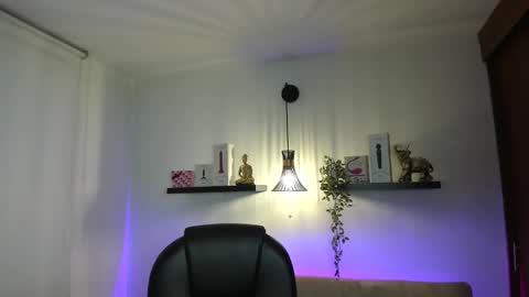 Naomy Stanley online show from March 12, 1:34 am