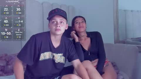 Snapshot of naomyanddany chatting on March 12, 4:08 am NaomyAndDany online show from March 12, 4:08 am
