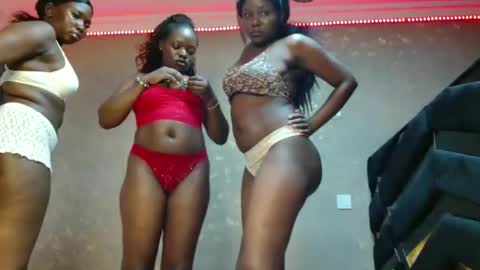 Snapshot of nasha_nei chatting on May 21, 8:49 pm Nasha online show from May 21, 8:49 pm