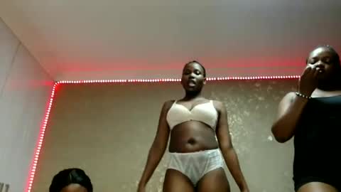 Snapshot of nasha_nei chatting on May 29, 8:40 pm Nasha online show from May 29, 8:40 pm
