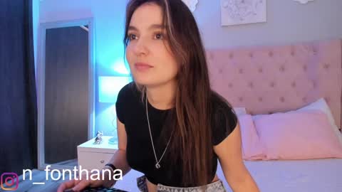 Nashly Fontana online show from January 14, 2:22 pm