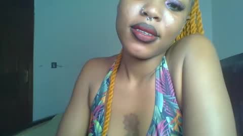 Snapshot of nasty_divah chatting on May 10, 9:20 pm nasty_divah online show from May 10, 9:20 pm