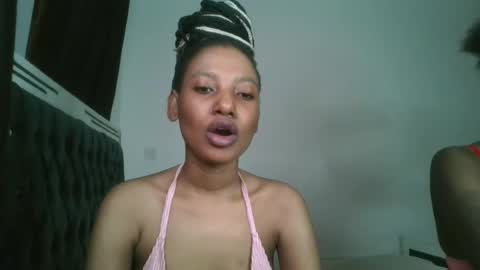 Snapshot of nasty_divah chatting on June 28, 6:14 pm nasty_divah online show from June 28, 6:14 pm