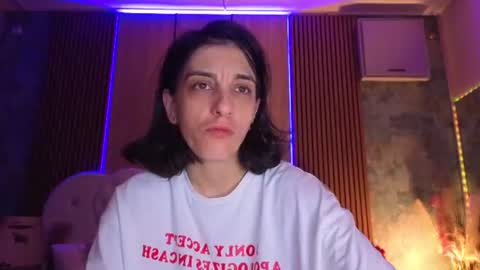 Snapshot of nat_ashax chatting on July 31, 5:51 am nat_ashax online show from July 31, 5:51 am