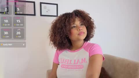 Snapshot of nat_carter_ chatting on February 21, 8:21 pm nat_carter_ online show from February 21, 8:21 pm