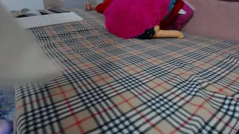 nat_evans8 online show from March 9, 10:36 pm