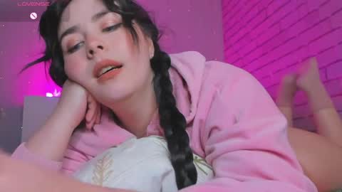 Snapshot of natal_forsy chatting on April 11, 2:54 pm Nataly online show from April 11, 2:54 pm