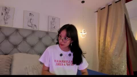 Snapshot of natalhy_ chatting on April 25, 8:06 pm natalia online show from April 25, 8:06 pm