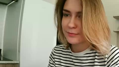 Snapshot of natali_bright chatting on March 14, 2:33 pm natali bright online show from March 14, 2:33 pm