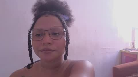 Snapshot of natalia_curlyx chatting on June 24, 10:20 pm natalia_curlyx online show from June 24, 10:20 pm