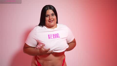 Snapshot of natalia_curvy1 chatting on May 15, 6:04 pm Nathalia online show from May 15, 6:04 pm
