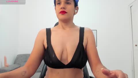 Nathalia online show from July 16, 5:52 pm