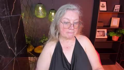 Snapshot of natalicloud chatting on June 6, 12:54 pm NataliCloud online show from June 6, 12:54 pm
